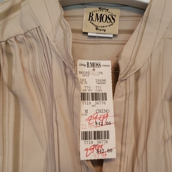 B. Moss Clothing Co. Mandarin Collar Button Up - Picture 3 of 5